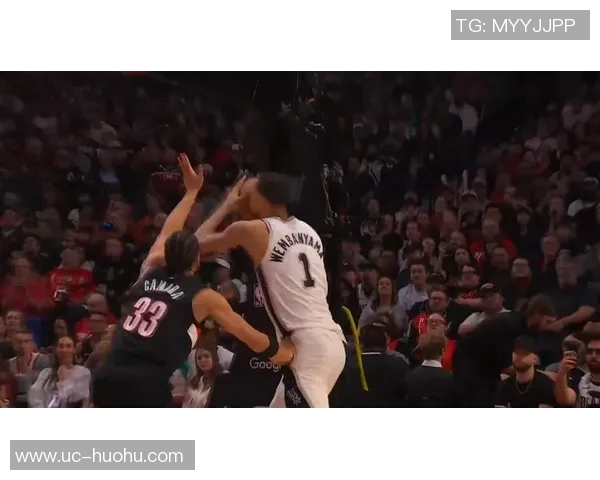 文班亚马新打法显成效全场仅9次出手却贡献全队最高5助攻